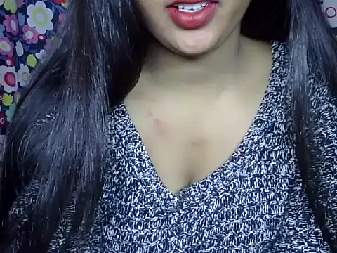 cute Dirty Diva online show from January 14, 3:06 pm