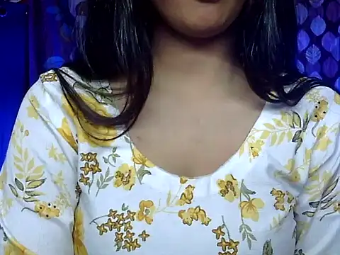 cute Dirty Diva online show from February 17, 2:57 pm