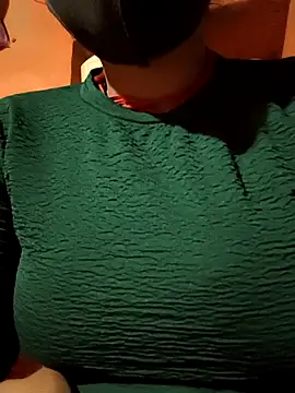 Snapshot of Madhu_cute chatting on February 12, 5:08 pm Madhu cute online show from February 12, 5:08 pm