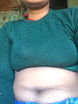 Snapshot of Madhu_cute chatting on February 15, 8:13 am Madhu cute online show from February 15, 8:13 am