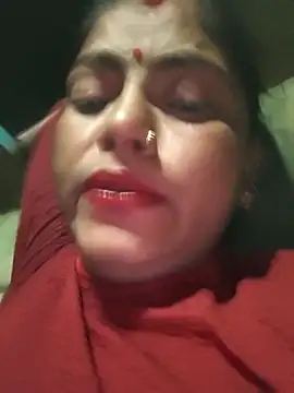 Snapshot of Madhu_cute chatting on February 26, 3:44 pm Madhu cute online show from February 26, 3:44 pm