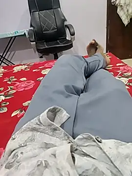 hydhunk26 online show from February 19, 6:20 am