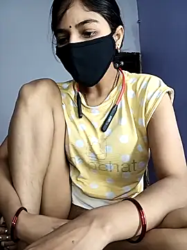 Snapshot of Curvy_Kavya chatting on April 30, 9:48 am Curvy Kavya online show from April 30, 9:48 am
