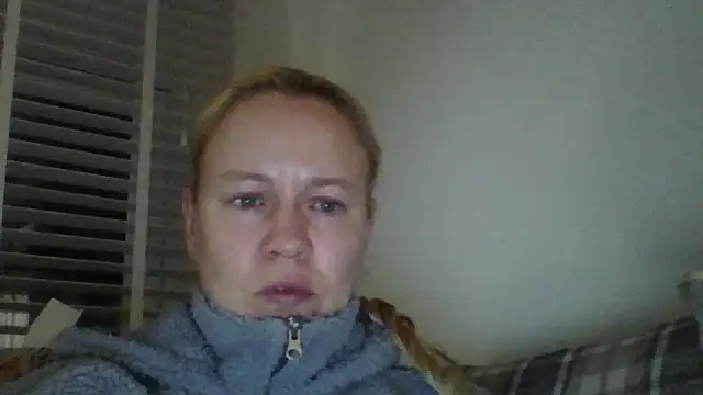 jennyblondeuk online show from February 23, 11:13 pm