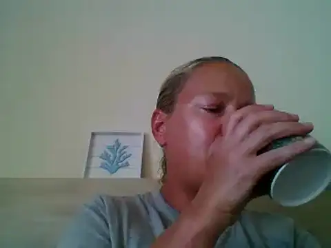 jennyblondeuk online show from May 24, 4:23 pm