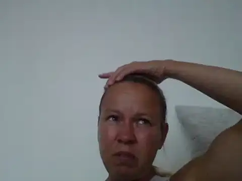 jennyblondeuk online show from July 8, 3:27 pm