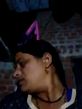 Snapshot of CUTE_Ishpa chatting on January 10, 2:19 pm CUTE Ishpa online show from January 10, 2:19 pm