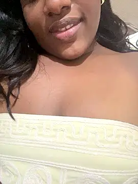 Snapshot of amorasecy chatting on January 18, 1:31 am amorasecy online show from January 18, 1:31 am