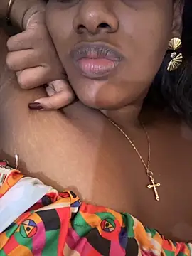 Snapshot of amorasecy chatting on February 9, 10:41 am amorasecy online show from February 9, 10:41 am