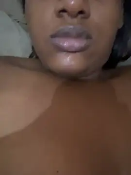 Snapshot of amorasecy chatting on February 11, 12:32 pm amorasecy online show from February 11, 12:32 pm