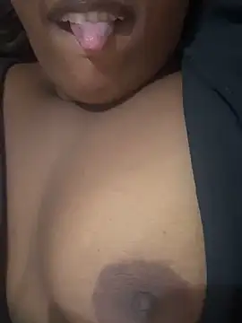 Snapshot of amorasecy chatting on February 24, 12:14 pm amorasecy online show from February 24, 12:14 pm