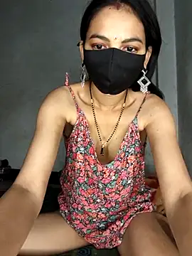 Snapshot of miss_siya_00 chatting on February 13, 6:15 pm miss siya 00 online show from February 13, 6:15 pm