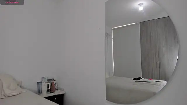 AlexaStormm online show from February 24, 4:49 pm