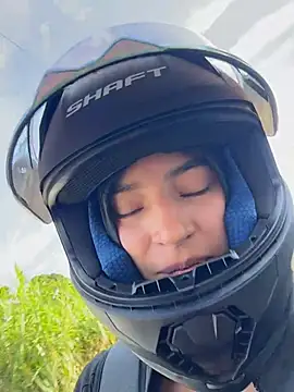 Ema Rose  online show from March 14, 9:31 pm