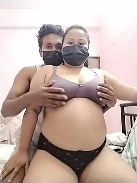 DesiSeductress online show from February 1, 12:20 am