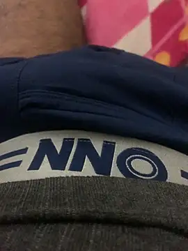 Rahulkumaro1 online show from February 16, 3:41 pm