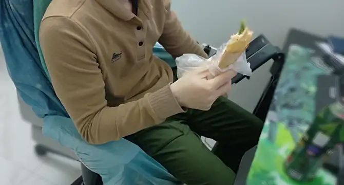 - kur - online show from March 9, 11:53 pm