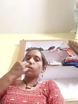 Karishma singh online show from March 12, 4:35 pm