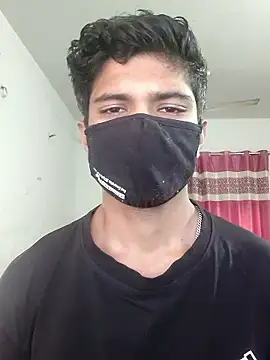 Snapshot of xrealcam699 chatting on January 18, 9:13 am xrealcam699 online show from January 18, 9:13 am