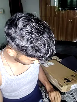 Snapshot of xrealcam699 chatting on February 23, 10:23 am xrealcam699 online show from February 23, 10:23 am