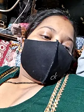 Snapshot of Radhacpl9528 chatting on January 17, 4:00 pm Radhacpl9528 online show from January 17, 4:00 pm