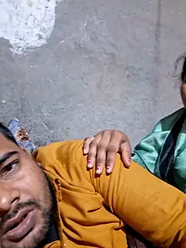 Snapshot of Radhacpl9528 chatting on February 13, 7:26 am Radhacpl9528 online show from February 13, 7:26 am