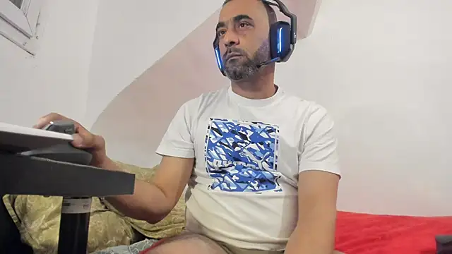 masterskorp online show from March 31, 7:36 pm