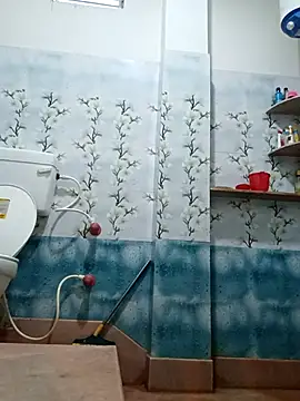 Hot-Angale online show from May 6, 7:57 am