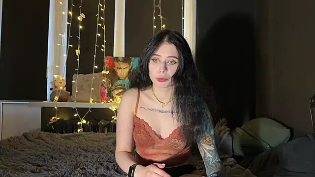 love4couple online show from April 10, 6:18 am