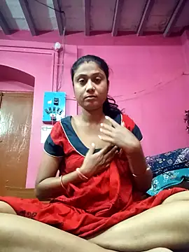 Snapshot of Hooghlypinkivabi chatting on February 3, 12:54 pm Hooghlypinkivabi online show from February 3, 12:54 pm