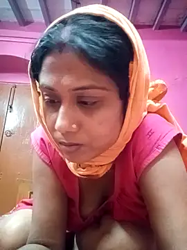 Snapshot of Hooghlypinkivabi chatting on February 25, 12:59 pm Hooghlypinkivabi online show from February 25, 12:59 pm