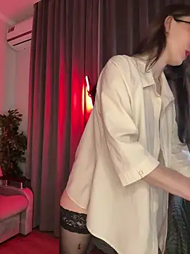 LuxBrunette  online show from March 16, 5:44 am