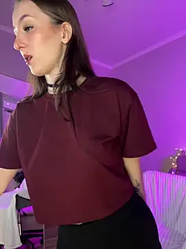 LuxBrunette  online show from April 7, 5:08 am