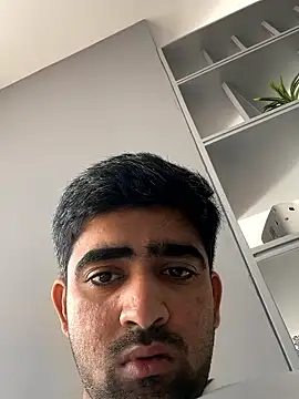 rajj3599 online show from January 6, 4:05 am