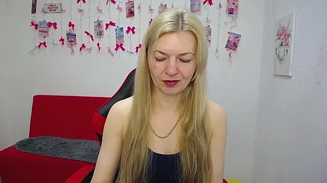 MelissaTyler online show from May 23, 5:12 am