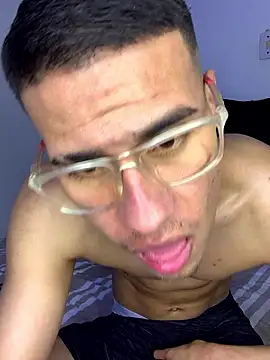 Latin Paisa Boy online show from January 6, 7:28 pm