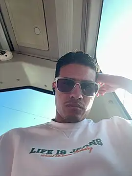 Latin Paisa Boy online show from February 28, 1:01 pm