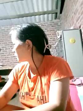 Snapshot of DIANAKUTE chatting on March 2, 11:11 pm DIANAKUTE online show from March 2, 11:11 pm