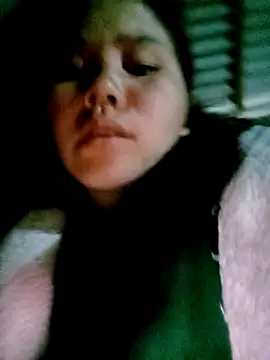Snapshot of DIANAKUTE chatting on March 10, 11:43 pm DIANAKUTE online show from March 10, 11:43 pm