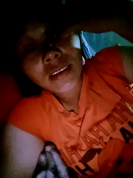 Snapshot of DIANAKUTE chatting on May 6, 12:54 pm DIANAKUTE online show from May 6, 12:54 pm
