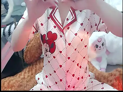 yukachan-22 online show from January 15, 11:59 am