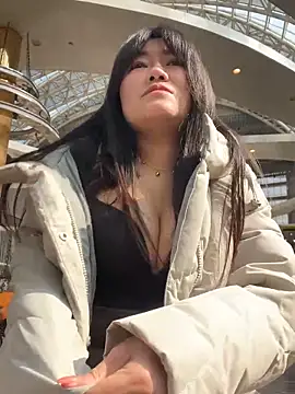 Snapshot of Molly-xiao chatting on February 6, 5:12 am Molly-xiao online show from February 6, 5:12 am