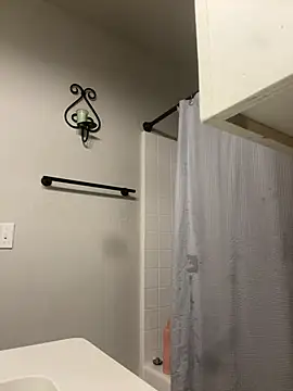 Snapshot of Trippyyb28 chatting on February 18, 7:48 am Trippyyb28 online show from February 18, 7:48 am