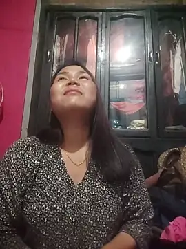 Snapshot of Leeza_123 chatting on February 28, 3:24 pm Leeza 123 online show from February 28, 3:24 pm