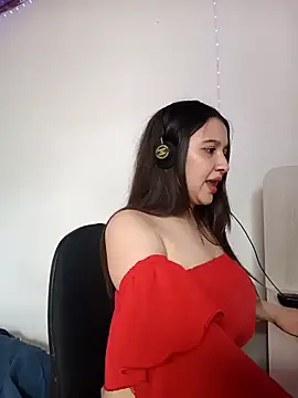 Snapshot of Laia__Evanss chatting on April 8, 4:29 pm Laia Evanss online show from April 8, 4:29 pm