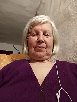 KlaudiaDarling online show from March 7, 5:43 pm