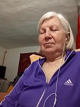 KlaudiaDarling online show from March 12, 3:40 pm