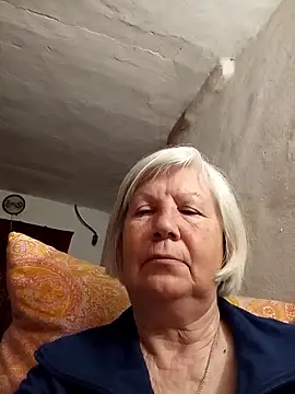 KlaudiaDarling online show from April 15, 8:53 pm