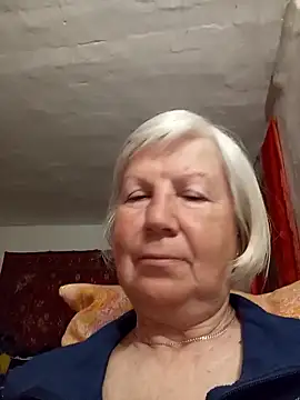 KlaudiaDarling online show from April 16, 9:39 pm