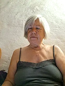 KlaudiaDarling online show from July 22, 2:03 am